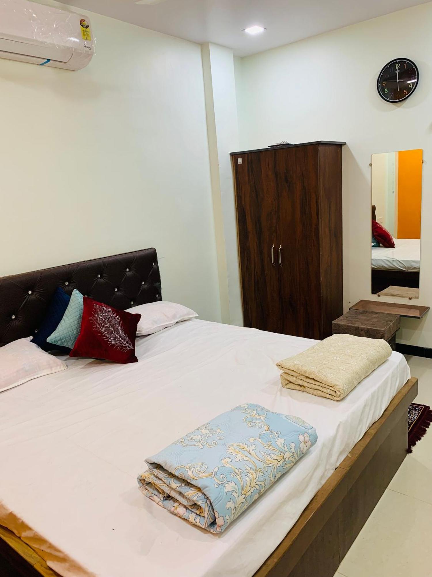 Manjushree Guest House Ujjain Exterior photo